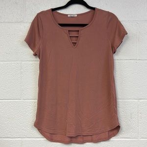 BOGO 🆓 Maurices shirt Medium